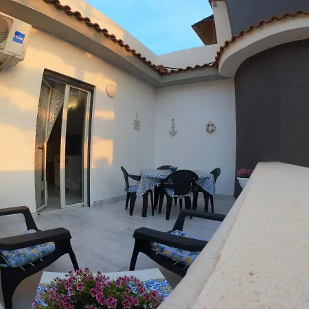 Deep Sea Apartmanhotel 4*