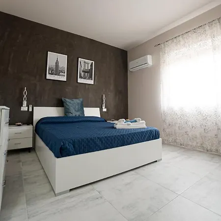 Apartmanhotel Deep Sea 4*