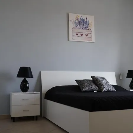 Apartmanhotel Deep Sea 4*