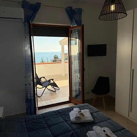 Deep Sea Aparthotel