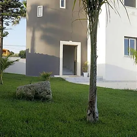 Deep Sea Lejlighedshotel 4*
