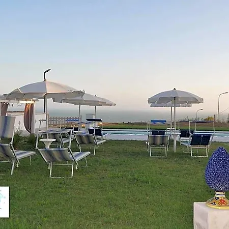 Deep Sea Lejlighedshotel