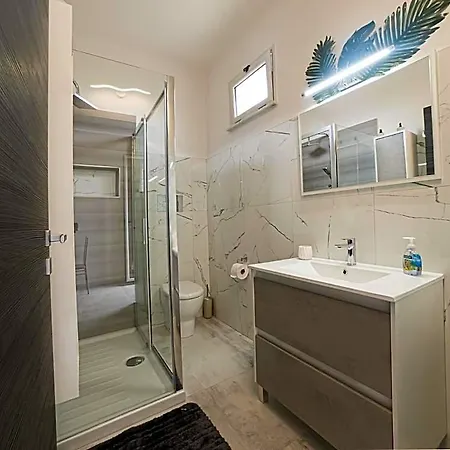 Deep Sea Lejlighedshotel 4*