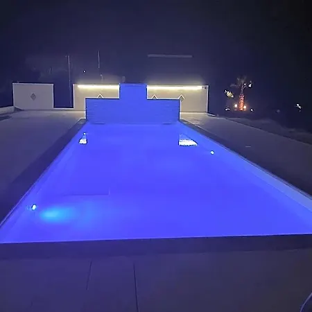 Deep Sea Lejlighedshotel 4*